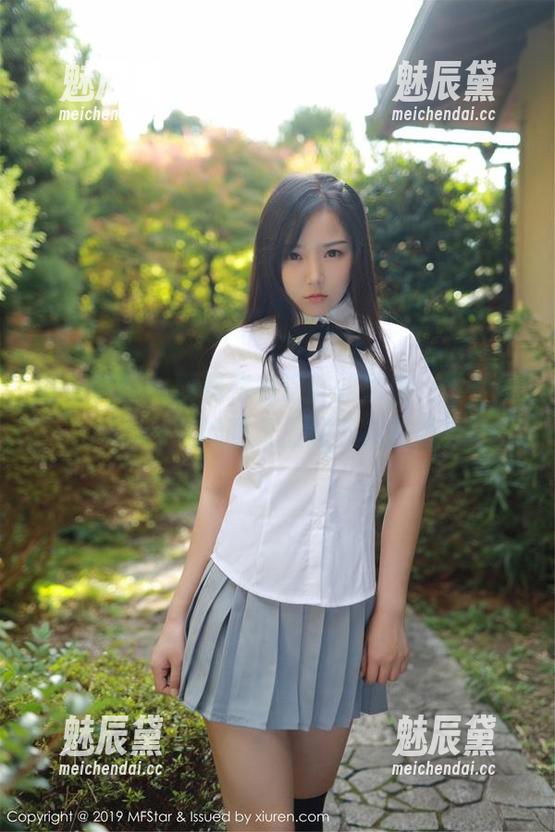 模范学院-白子嫣nicky 模范学院 - 要是我有这样的黑丝,白子嫣nicky真的是天上掉下来的吧?