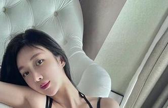 微密圈 – 牛奶里的果汁的白色情书,图片美到漏电,快下载一份感受吧!
