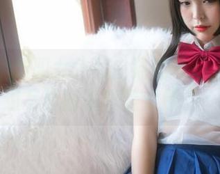 白烨烨、透明女仆和白猫的奇妙结合：这组写真图集真是太撩了！
