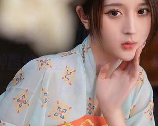 秀人网 – 最新的“Kikibaby皮衣”在这里，这种酷炫的壁咚风都来了，真让人心痒痒～