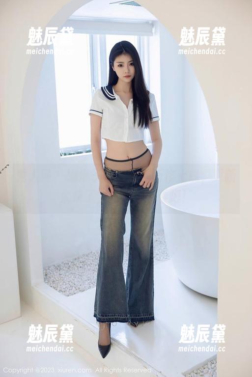 秀人网 - 娜娜子呀的美腿新作上线，更新太快了，赶紧来看看吧！