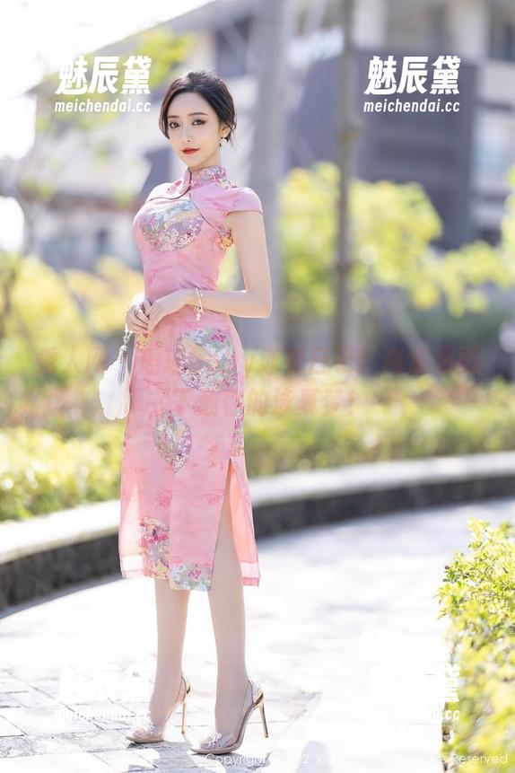 秀人网 - 瑶瑶baby泳衣日记：高清画面，下载你的泳夏梦！