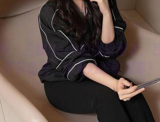 秀人网 – 白微Sera的御姐图集：我要的不只是图，也是心跳的频率！