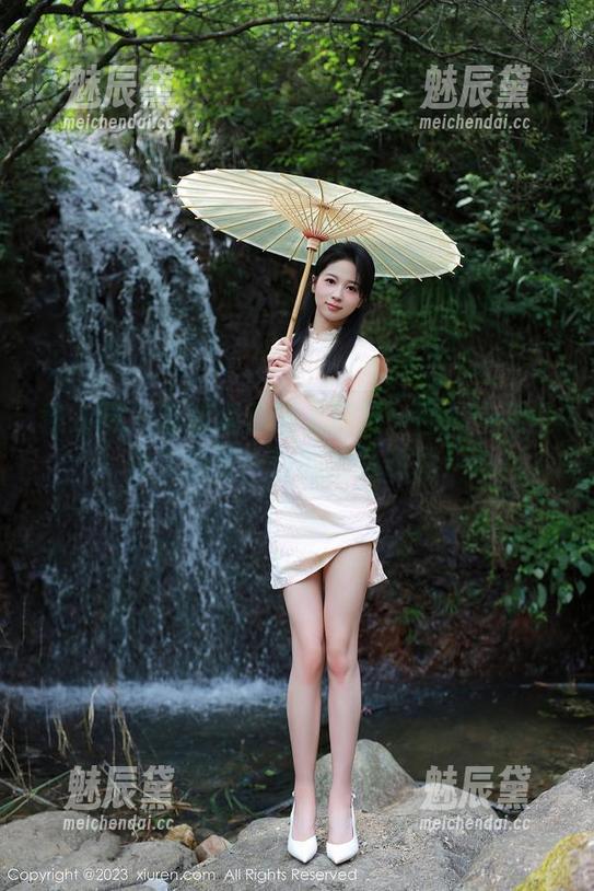 秀人网 - 当虞姬儿遇上厨娘：图库中那些让人想尝一口的精选瞬间！