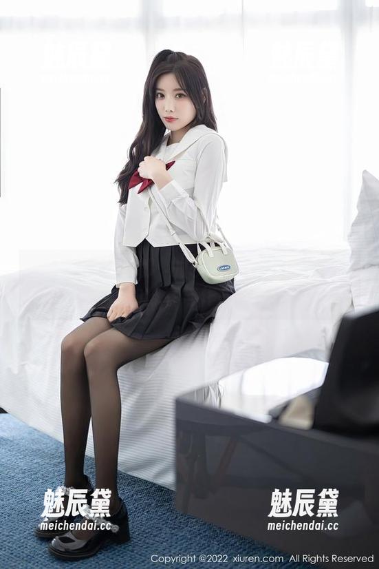 秀人网 - 兔女郎裡的软软子：那些她没说的分享与作品！