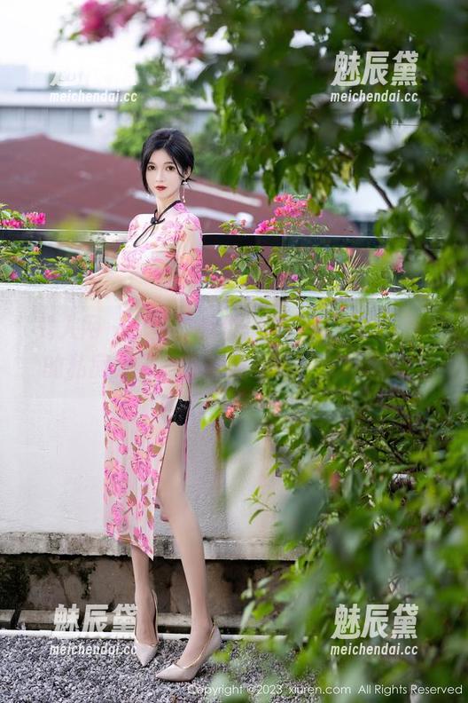 秀人网 - 万圣节特供：陈念灵Vickyao的私房美图，鬼魅与美丽的完美邂逅！
