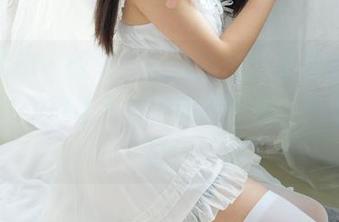 稚乖画册 – 哎呀，夜夜晴空合集里的80D白丝JK美得让我有点魂不守舍，赶紧下载吧！