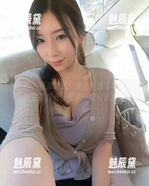 紫色哒豚豚 微密圈 - 图库精选:紫色哒豚豚与黑丝的完美结合,快来一探究竟!