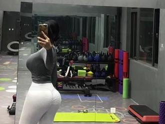 微密圈 – 紫色哒豚豚的少女时光｜一场免费写真的小冒险
