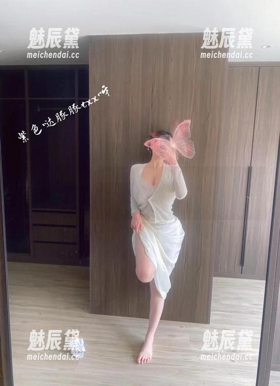 紫色哒豚豚 微密圈 - 作品与网盘的奇妙邂逅:紫色哒豚豚的红色魅力,谁能抵挡?