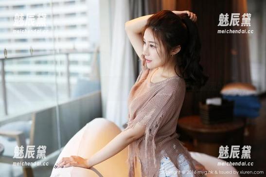美媛馆-nova李雅 美媛馆 - 私拍nova李雅:长腿像风一样,轻轻撩拨我的心弦。