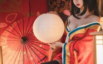 呃，西园寺南歌的白猫连体衣在线放送中，资源费已准备好哦！