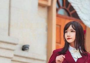 如果你没看过许多鱼鱼鱼的最新作品集：伊丽莎白，简直是人生一大遗憾！
