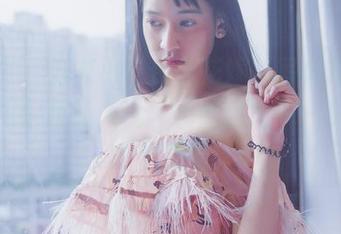轰趴猫 – 当艾小青化身花嫁，写真集里的每一张都想让人说‘我愿意’——资源真的不多见！