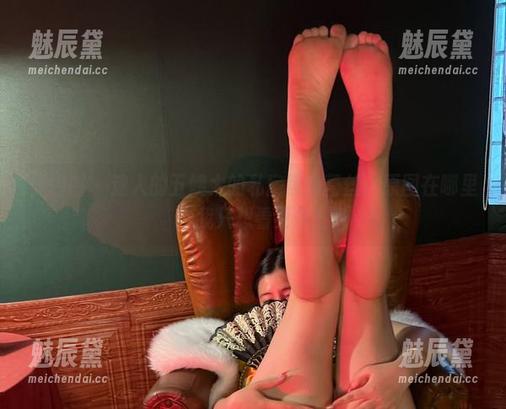 迷人的五姨太 微密圈 - 迷人的五姨太的私房黑色蕾丝:原图在哪里?我只想看更多!