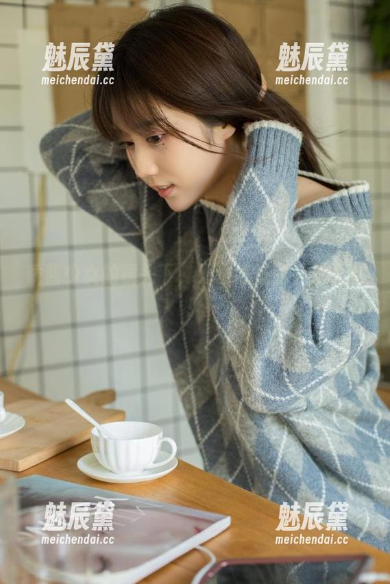 镜酱少女的镜头下，无法抵抗的下载诱惑！
