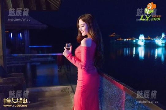 青豆客 - 最新美图：Kiren_程程程的瑜伽，没想到在扭动中也能增高！谁说不可能？