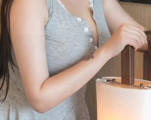青豆客 – 程彤颜专属！苏梅岛的私人订制套图更新，简直不敢相信我的眼！